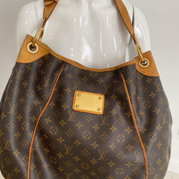 Louis Vuitton Galliera GM Bag - Picture 3 of 12